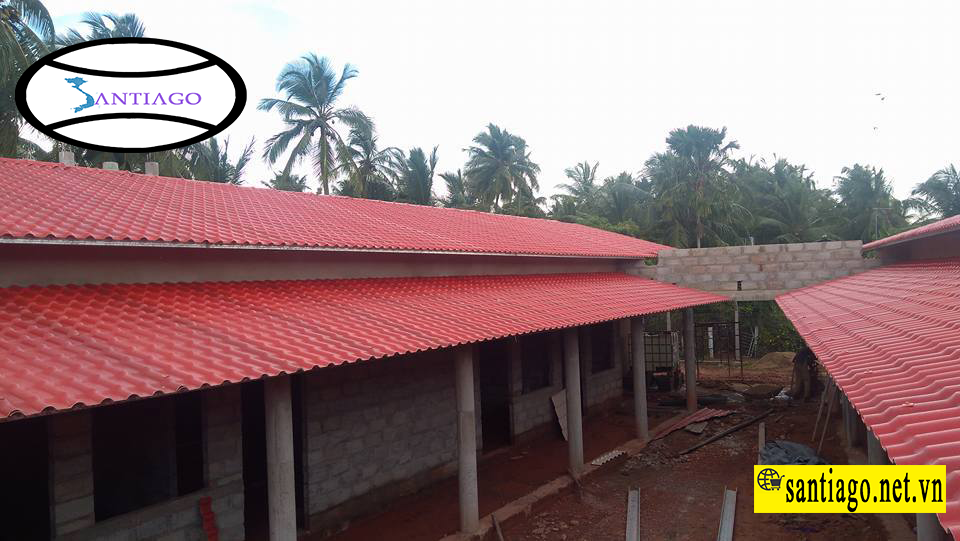 NGÓI NHỰA MÀU ĐỎ