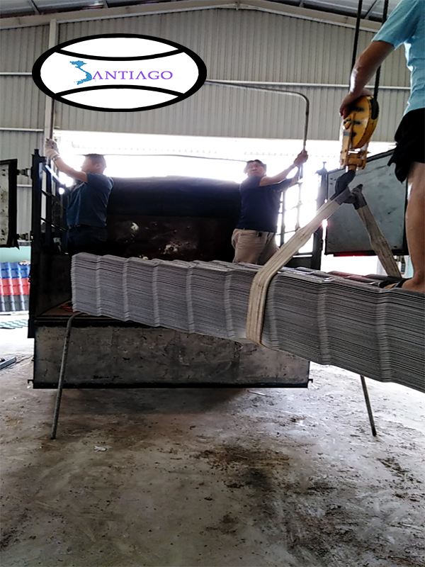đưa ngói nhựa lên xe