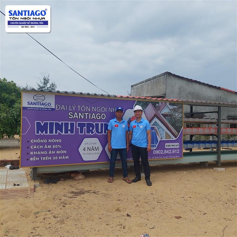Biển hiệu đại lý tôn ngói nhựa Santiago