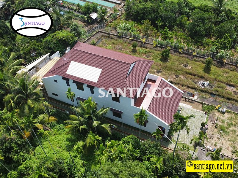 ngói nhựa santiago lợp biệt thự sân vườn
