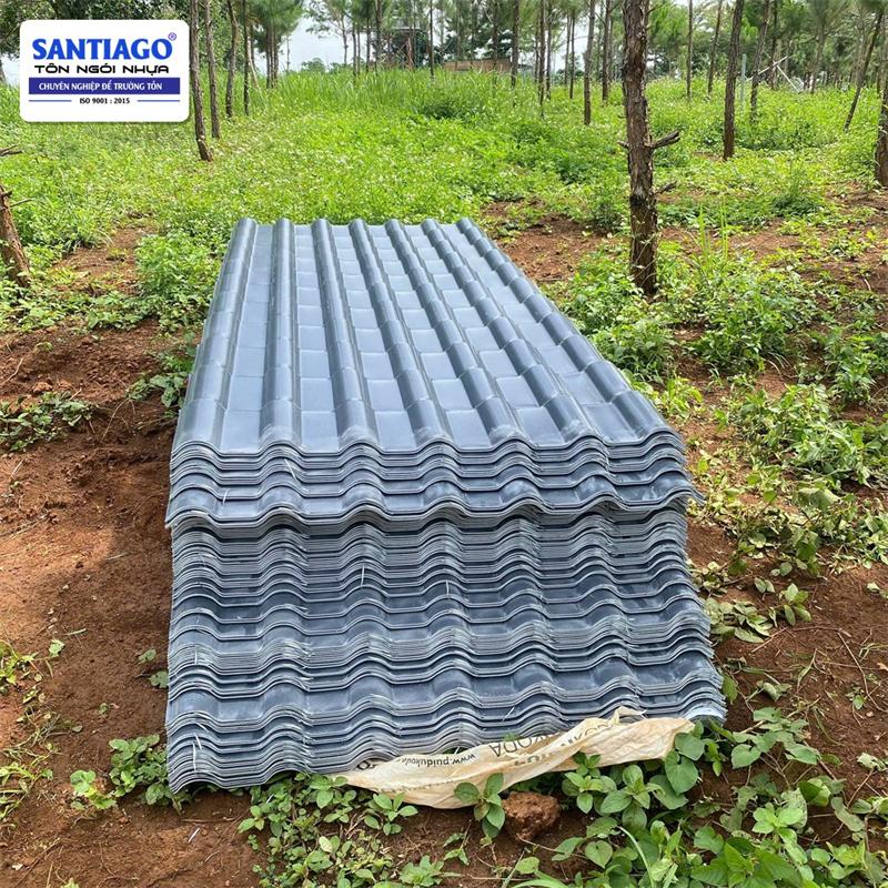 Ngói nhựa Santiago giao tới công trình