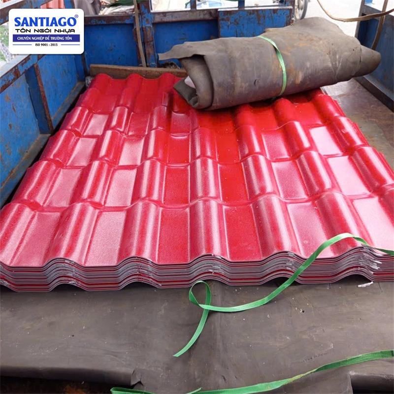 Ngói nhựa Santiago giao tới công trình