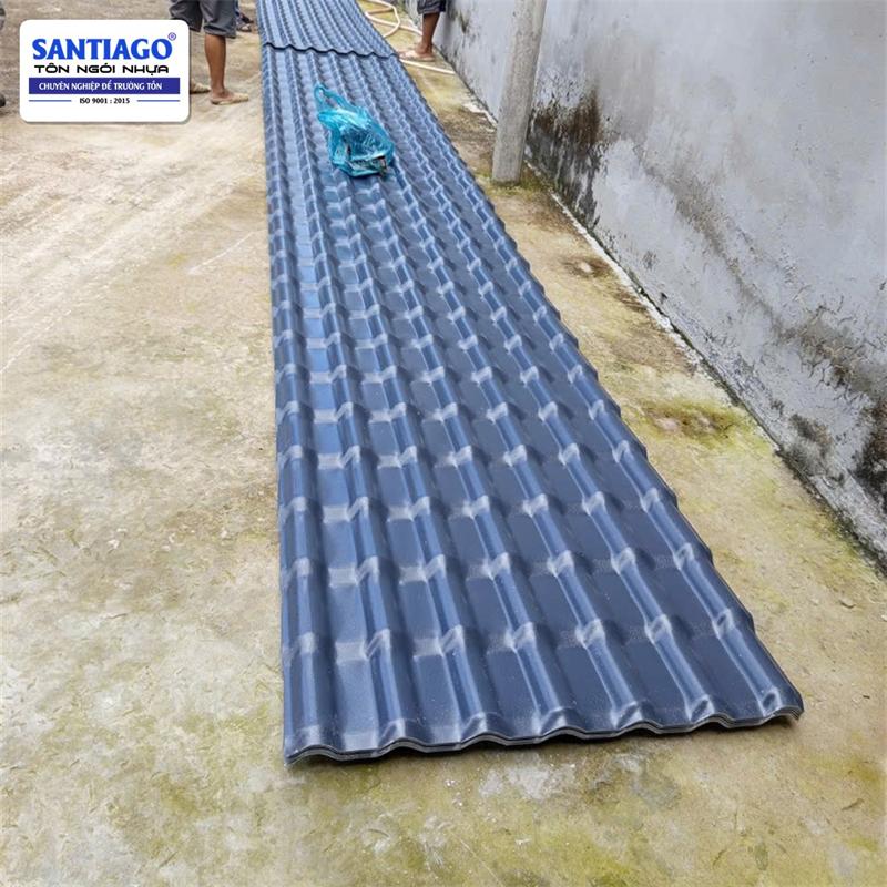 Ngói nhựa Santiago giao tới công trình