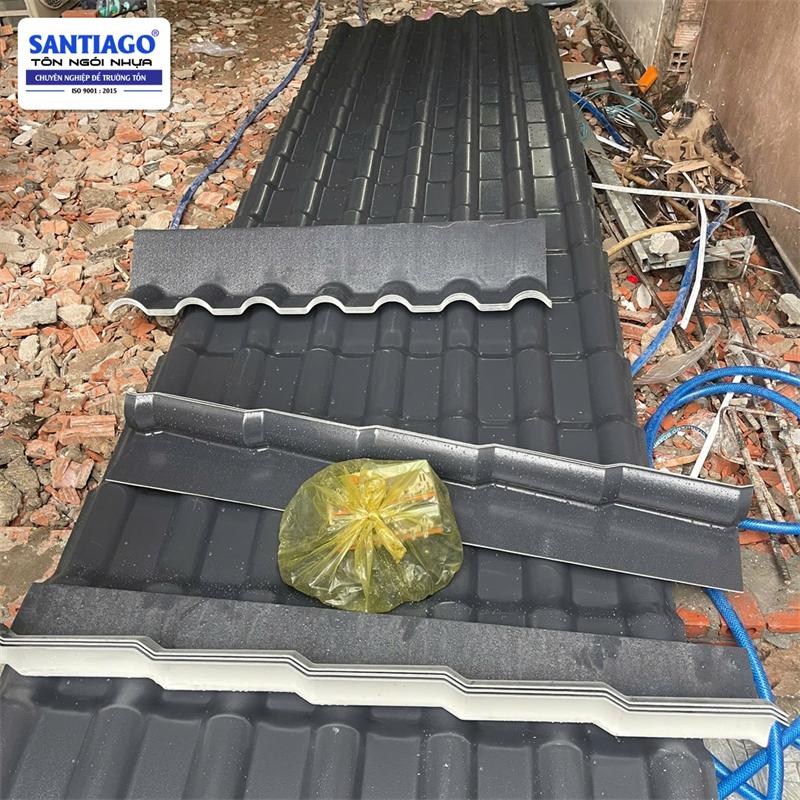 Ngói nhựa Santiago giao tới công trình