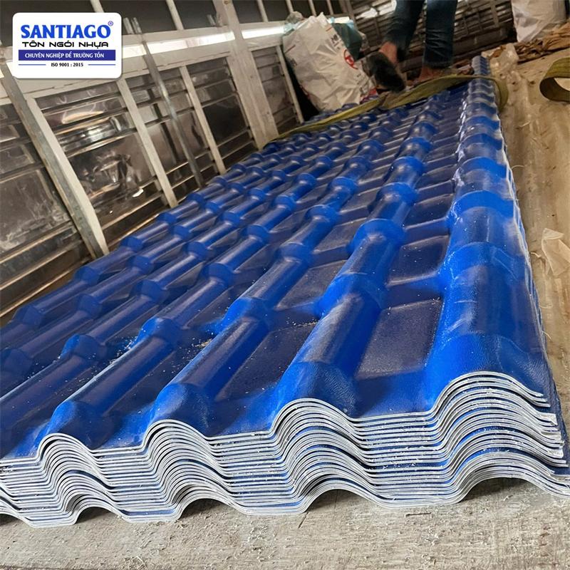 Ngói nhựa Santiago giao tới công trình