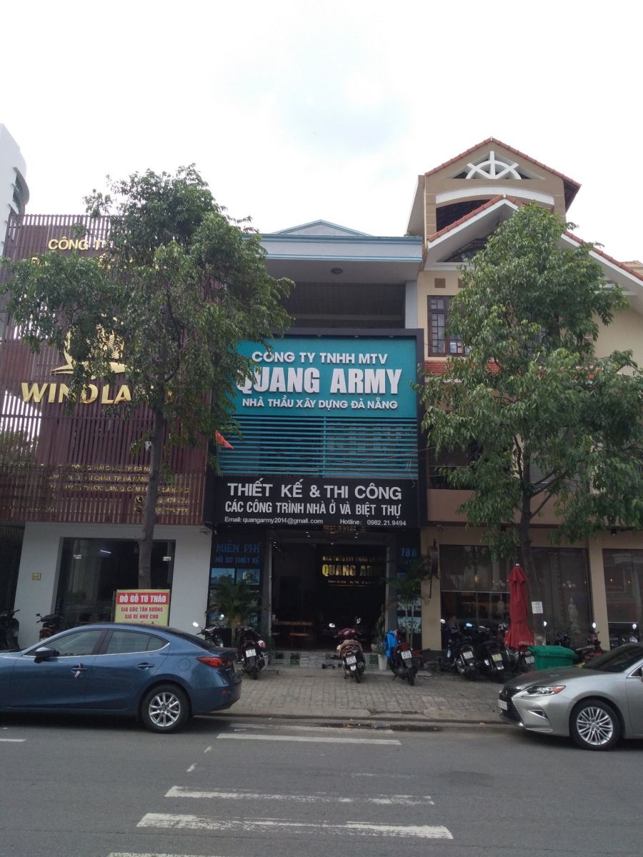 showroom trưng bày tôn ngói nhựa santiago