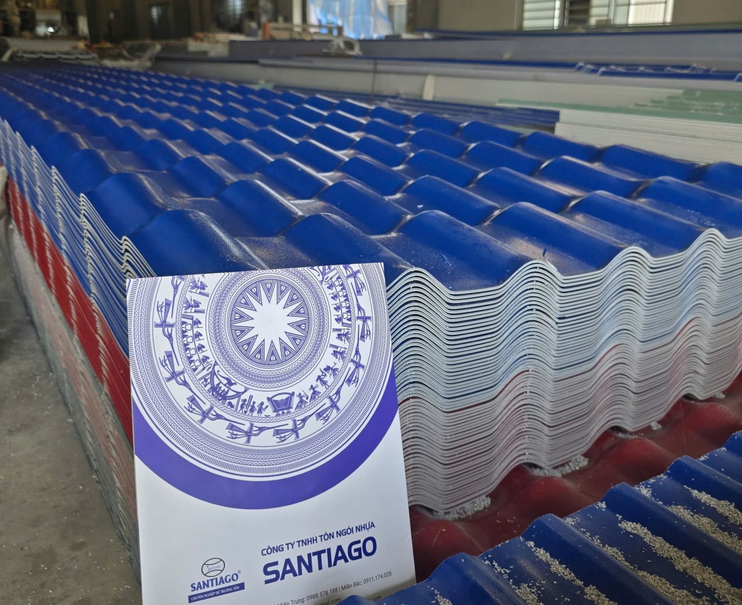 tại sao nên chọn ngói nhựa santiago