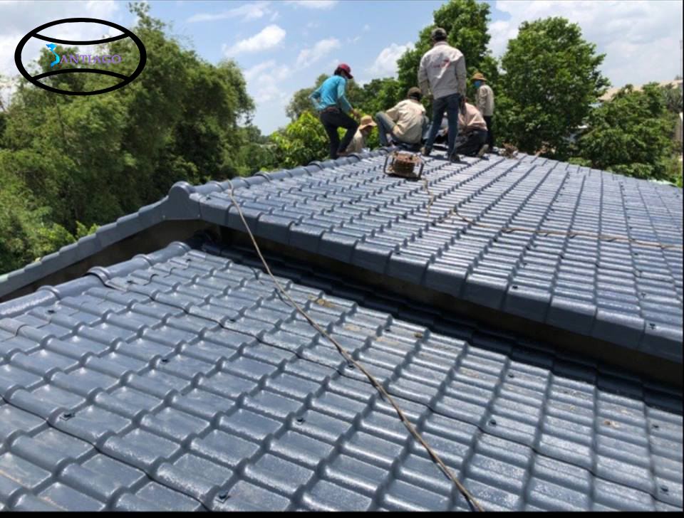 Tôn ngói màu xám hợp với gia chủ tuổi gì