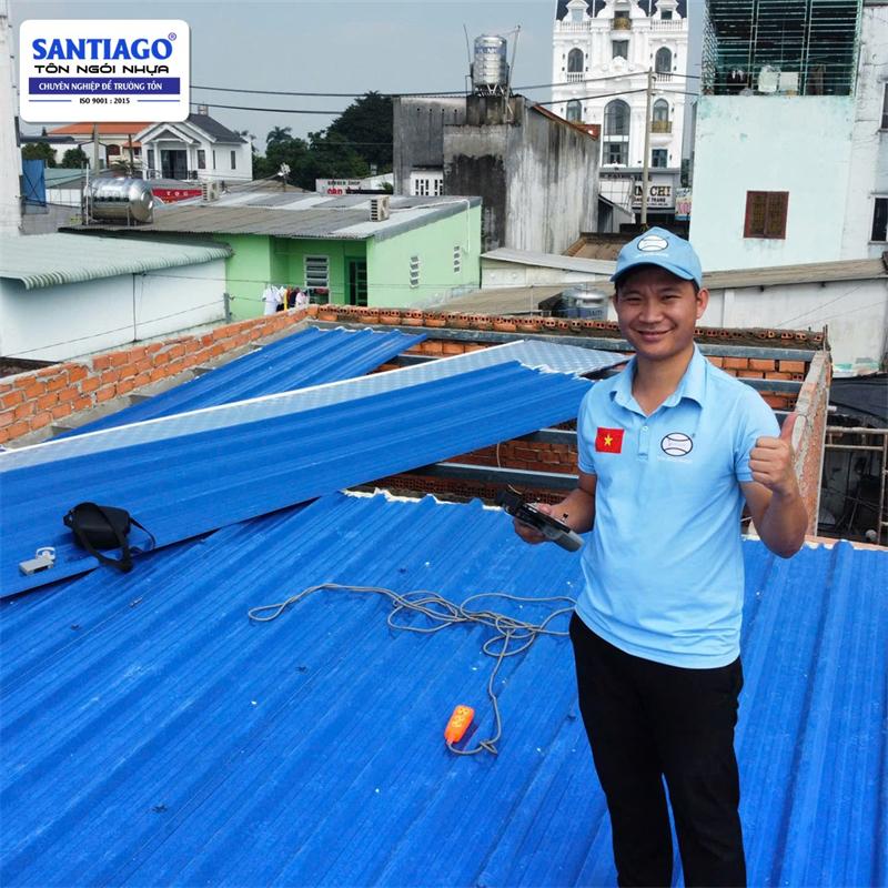 Công trình thực tế: mái tôn nhựa màu xanh dương