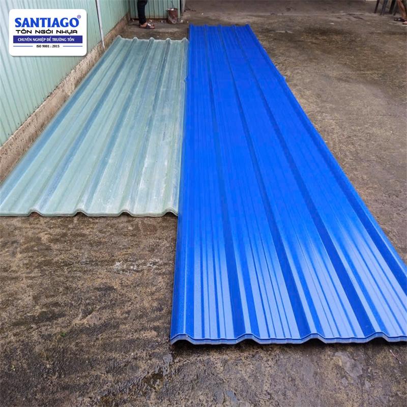 Tôn nhựa Santiago giao tới công trình