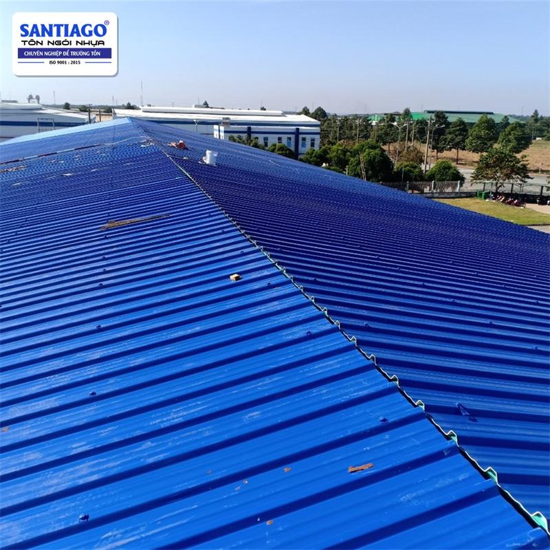 Tôn nhựa Santiago tại kho